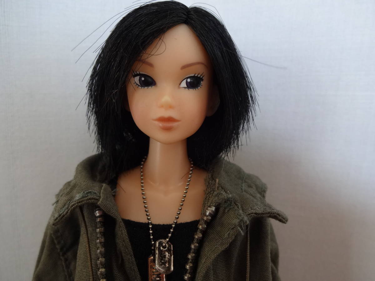 momoko人形 グレー服 口ずさめ ブロンド こんな女の子になりたい！