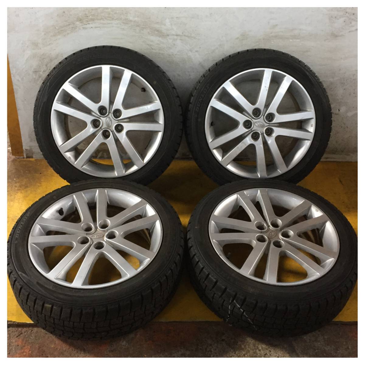 Winter WM02 Dunlop Maxx 93T 205⁄50R17 MAXX WINTER Studless Tire 