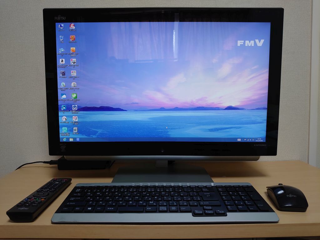 デスクトップPC Fujitsu ESPRIMO FH78/LD デスクトップPC