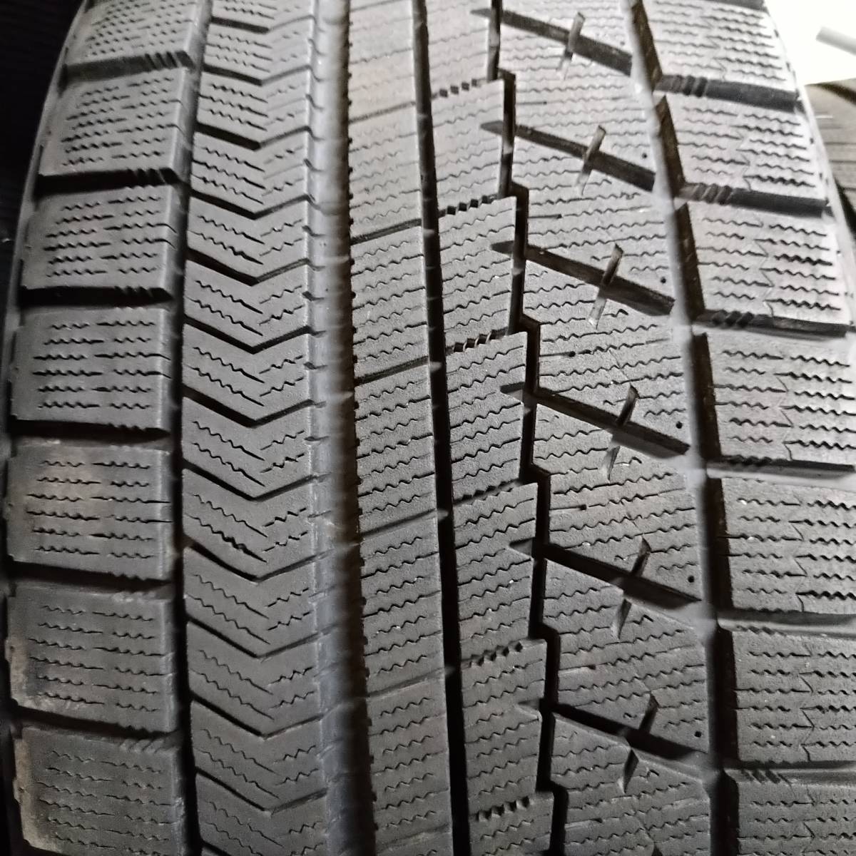 2019年製 245/40R18 ブリヂストン ブリザック VRX 4本セット #GS
