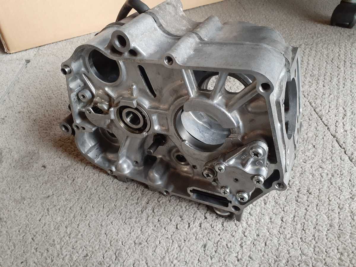 ホンダ モンキー 12V エンジン クランクケース Z50J ゴリラ ダックス