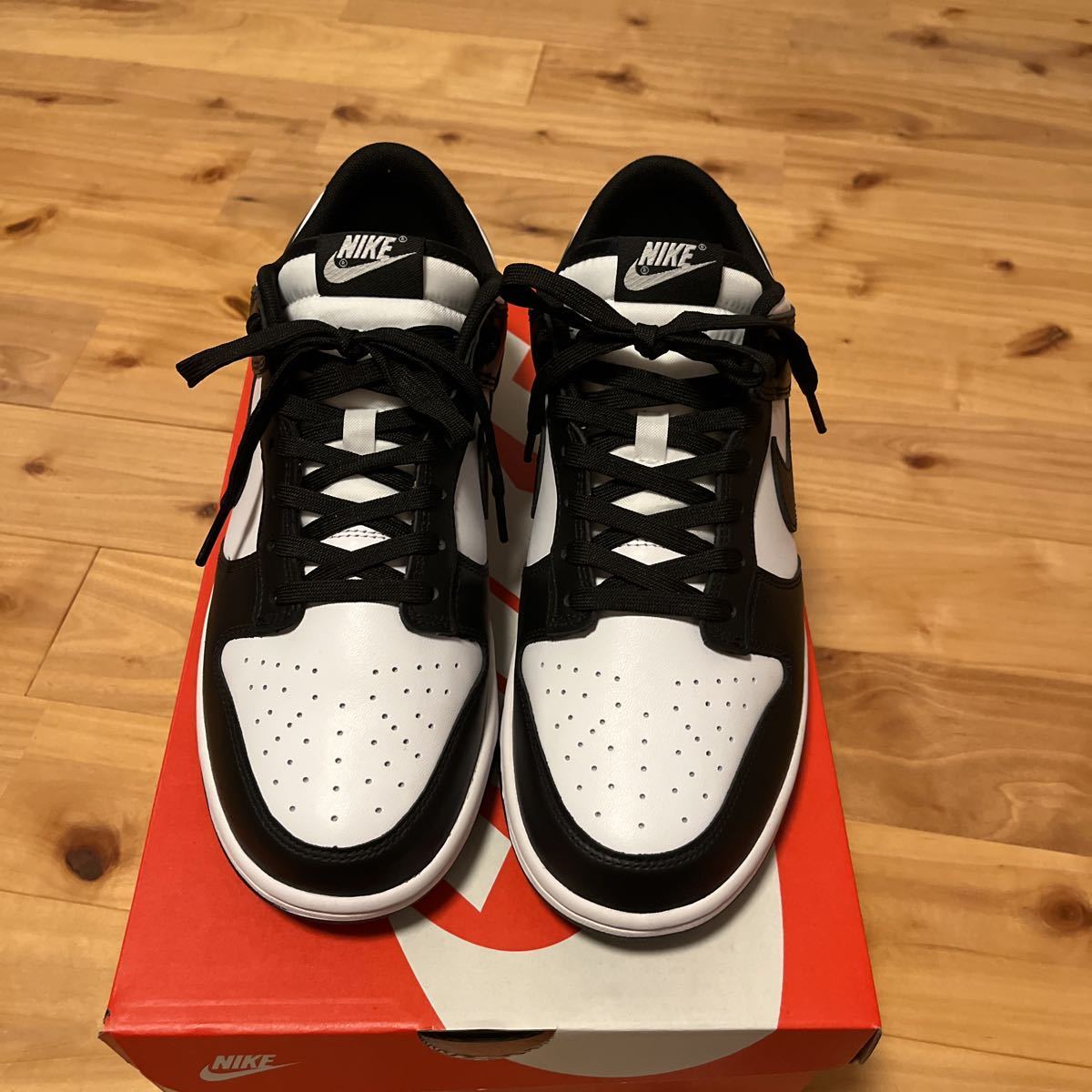 邦楽 DUNK low panda 26.5 NIKE DUNK LOW パンダ 26.5cm women's