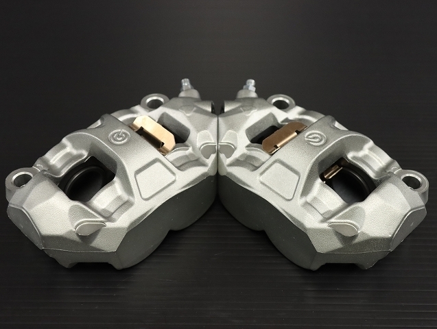 ブレンボ Brembo CNCラジアルマウントブレーキキャリパー | Webike brembo SE純正ブレンボ製ラジアルマウント100mmピッチフロント ブレンボ製OEMマスターシリンダーをインプレッション。純正品の域を 激安！ZX-10R フロントブレーキキャリパー 211122ZX-10RR '17□ パーツ カスタム ZX-10R ZX-10R（ZXT00D）に適合する｜ブレーキマスターシリンダーの商品一覧