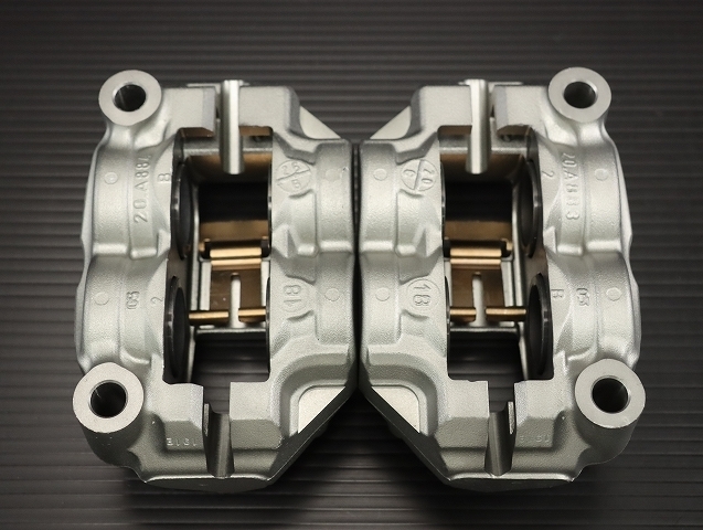 ブレンボ Brembo CNCラジアルマウントブレーキキャリパー | Webike brembo SE純正ブレンボ製ラジアルマウント100mmピッチフロント ブレンボ製OEMマスターシリンダーをインプレッション。純正品の域を 激安！ZX-10R フロントブレーキキャリパー 211122ZX-10RR '17□ パーツ カスタム ZX-10R ZX-10R（ZXT00D）に適合する｜ブレーキマスターシリンダーの商品一覧