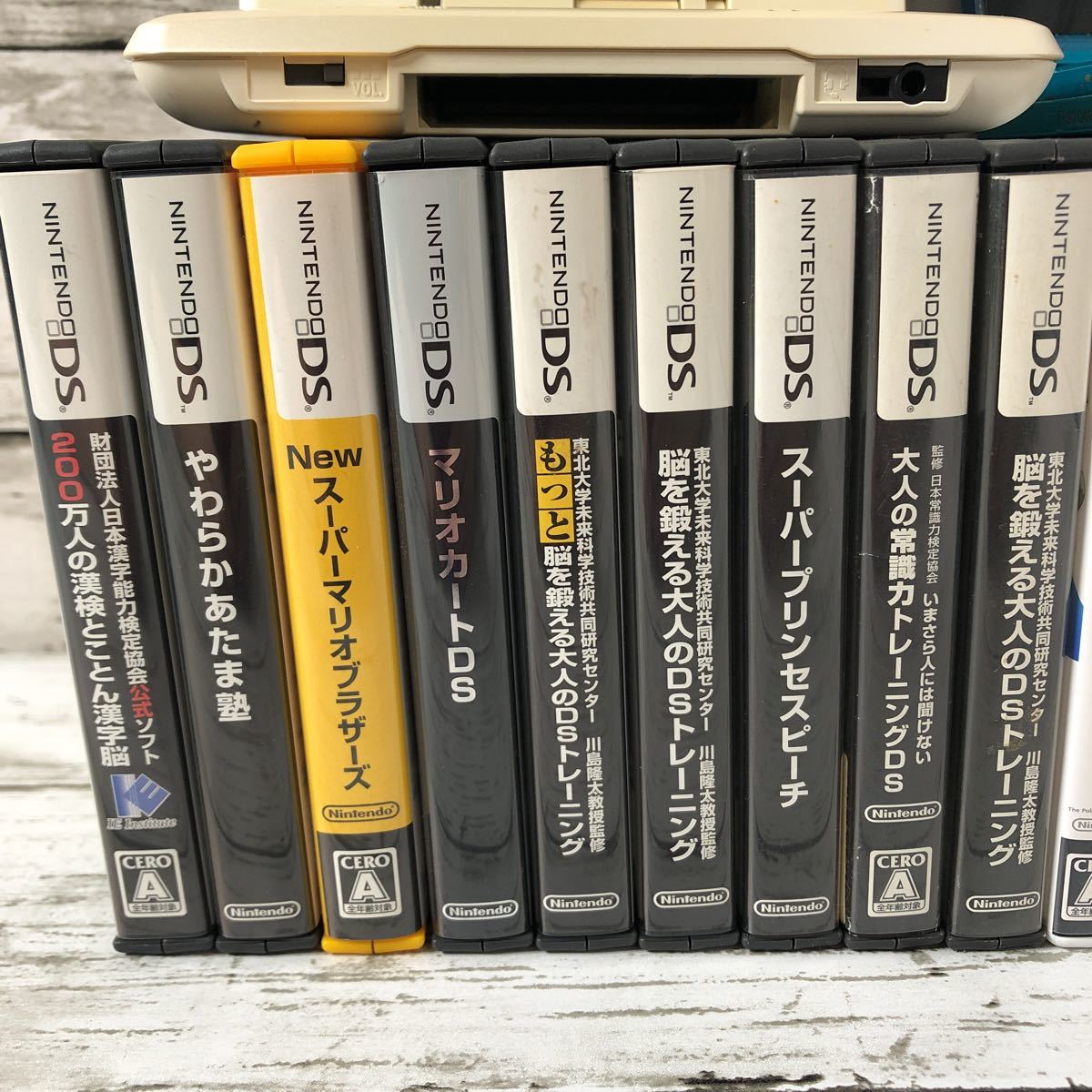 8A Nintendo DS 3DS 本体 ソフト 22本 まとめ セット (検) 任天堂