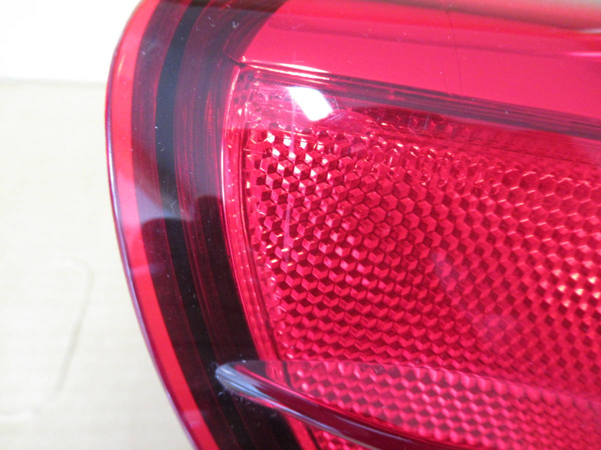 後期 0 純正 点灯OK!! 左テールレンズ 86(ZN6)後期・BRZ 点灯確認済