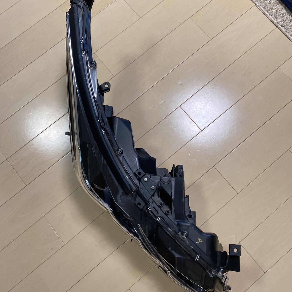 プリウスPHV ZVW52 左ライト LED KOITO 47-91 【公式通販】
