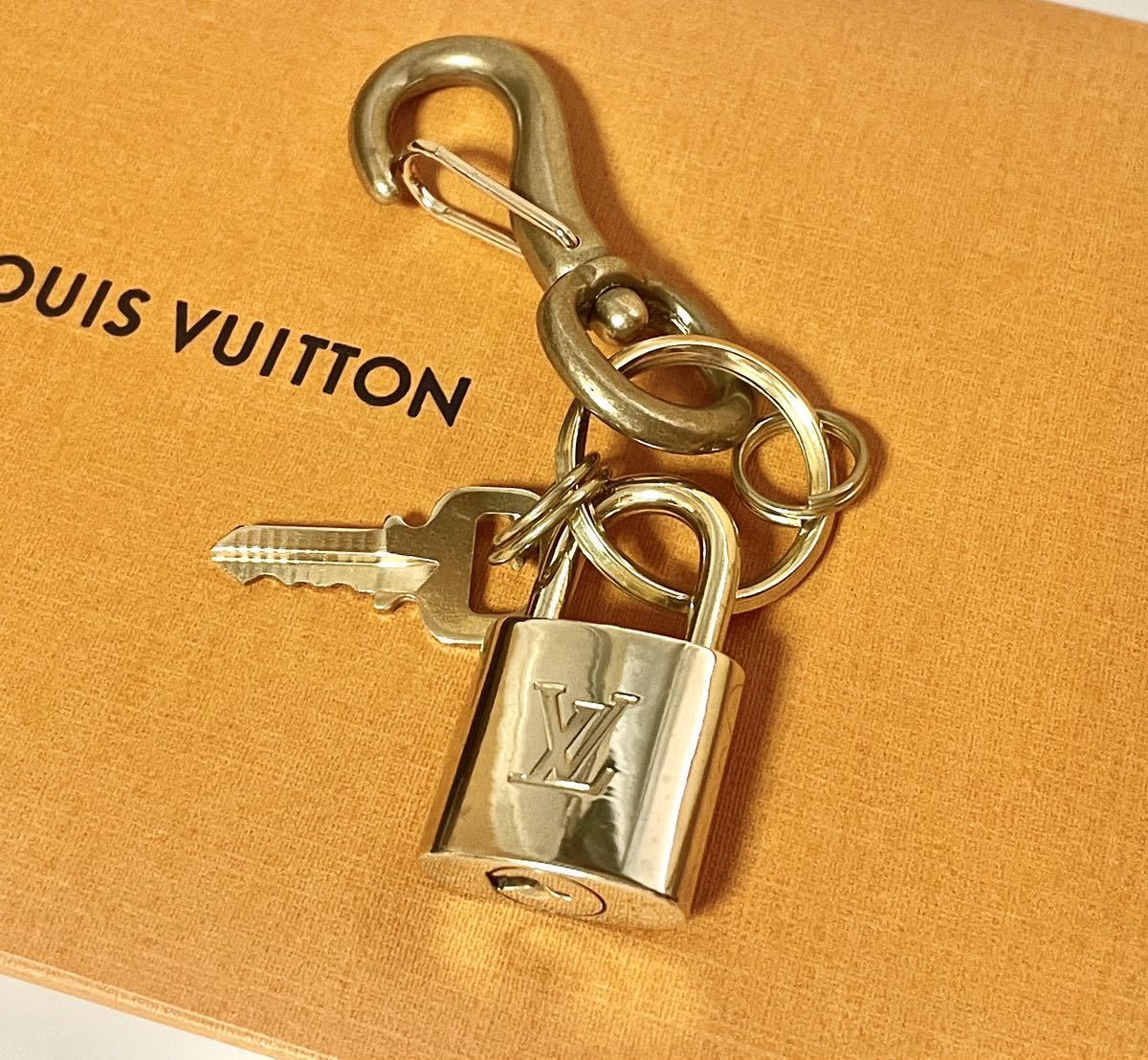 ルイヴィトン パドロック カデナ 南京錠 鍵 Louis Vuitton ルイヴィトン パドロック カデナ 南京錠 鍵 Louis Vuitton