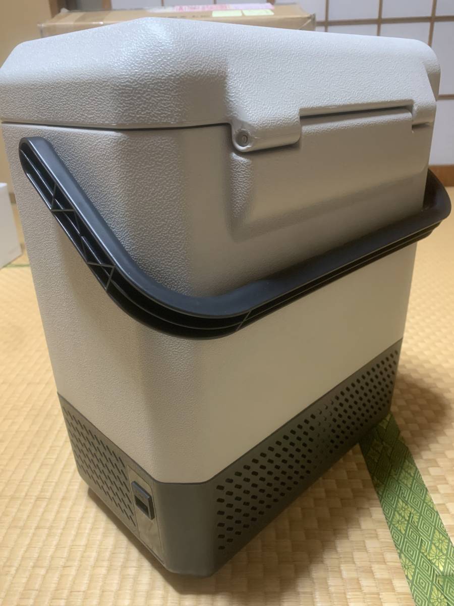 Goture ゴチュール ポータブル冷蔵庫8L GT-PRF08 + 別売品 AC