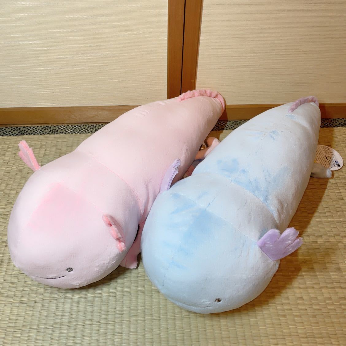 ウーパールーパー ぬいぐるみXL 2種類セット ぬいぐるみ (キャラクター