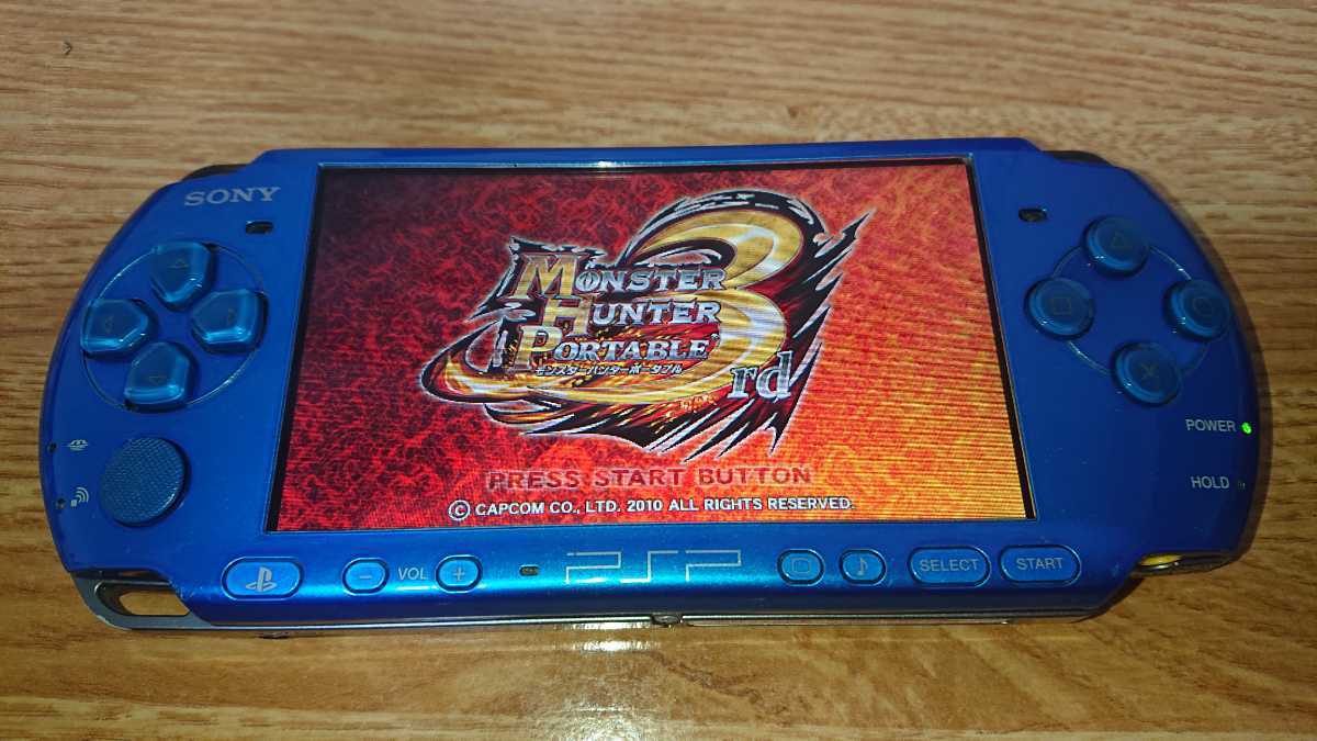  PSP 3000 バイブラント ブルー アダプター＋メガネケーブル 品 ②(PSP3000シリーズ)｜売買されたオークション情報、yahooの商品情報をアーカイブ公開 - オークファン PSP本体