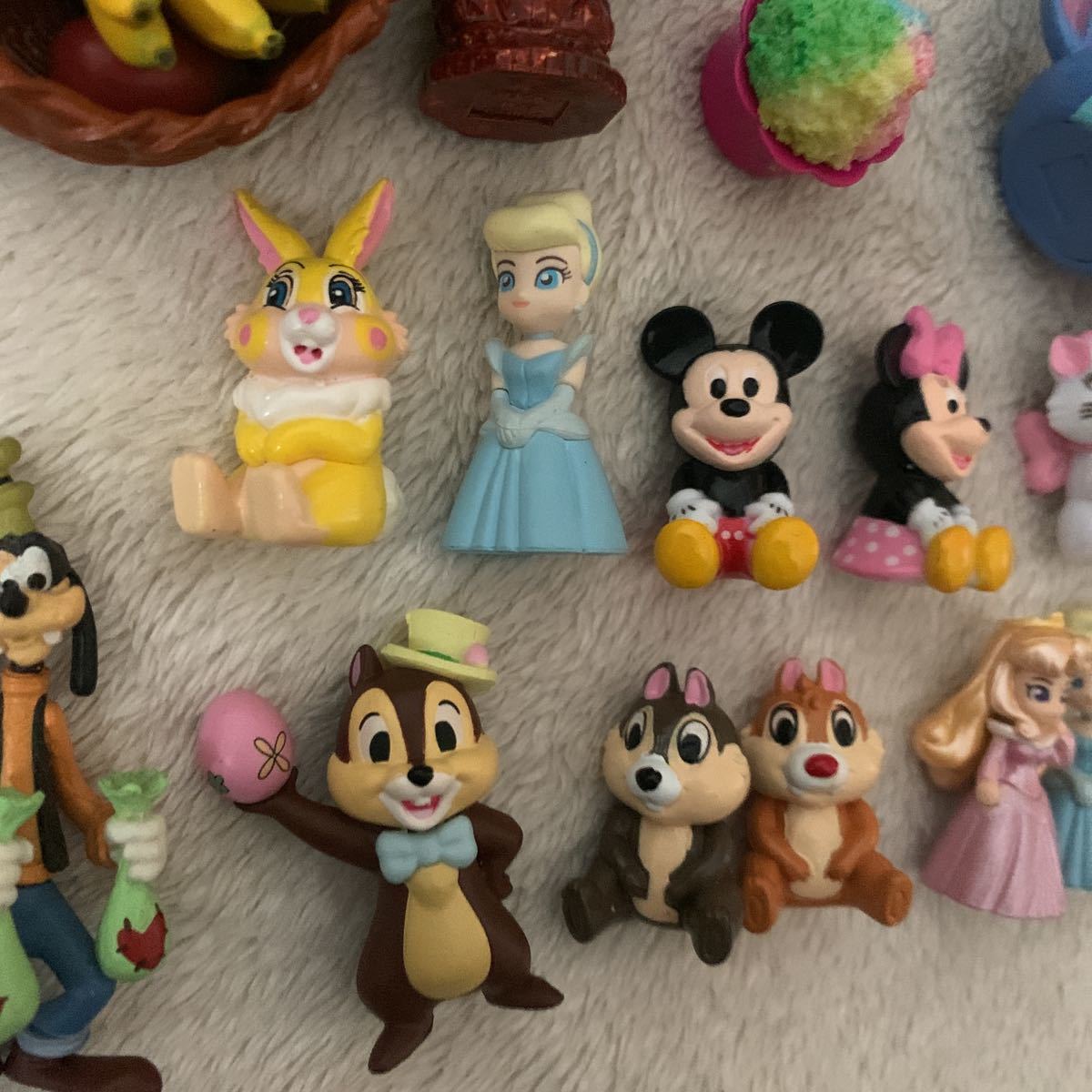 ディズニー スティッチ トロピカルデザート リーメント チップとデール