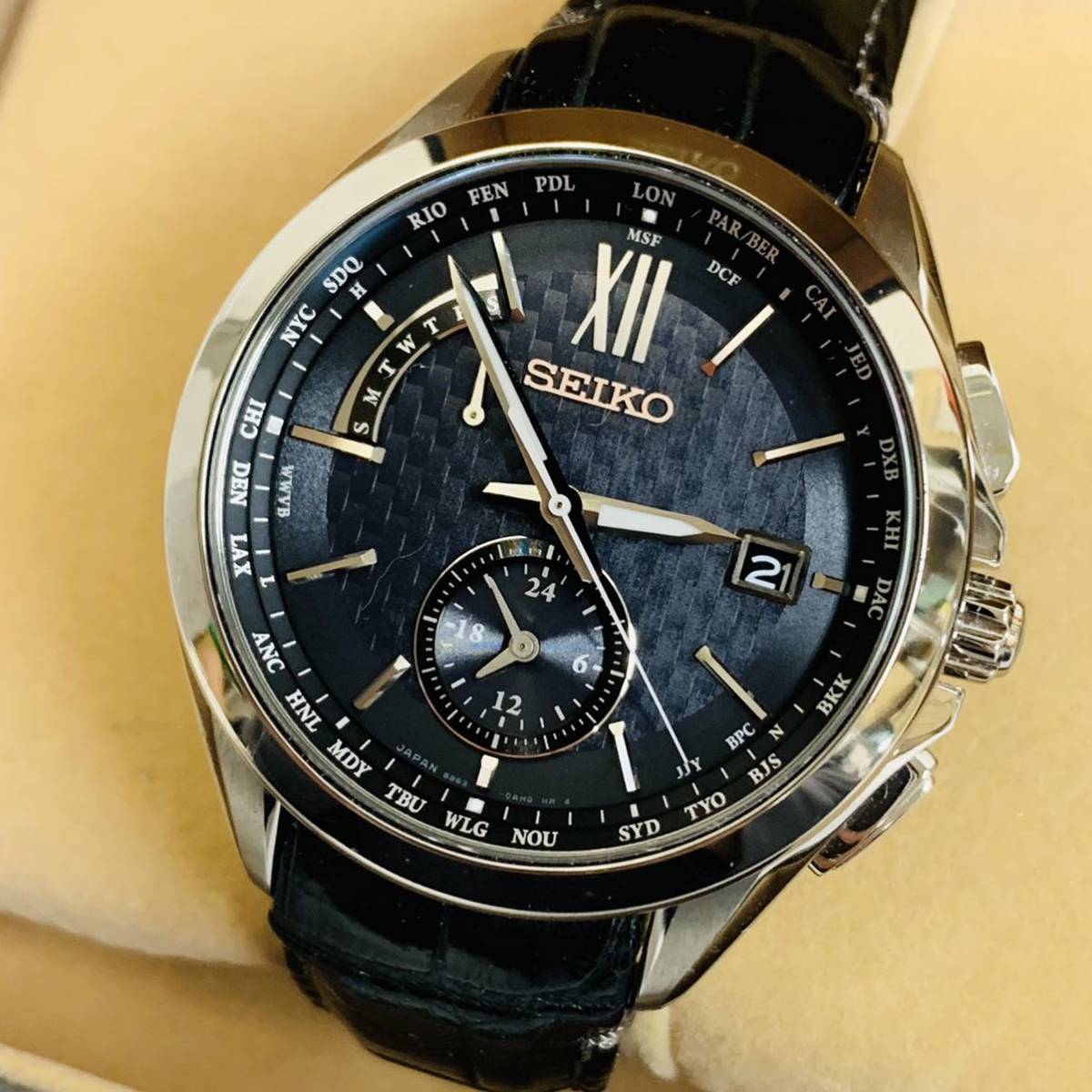 人気定番，セール 【美品】SEIKO セイコー ブライツ 電波ソーラー 8B63