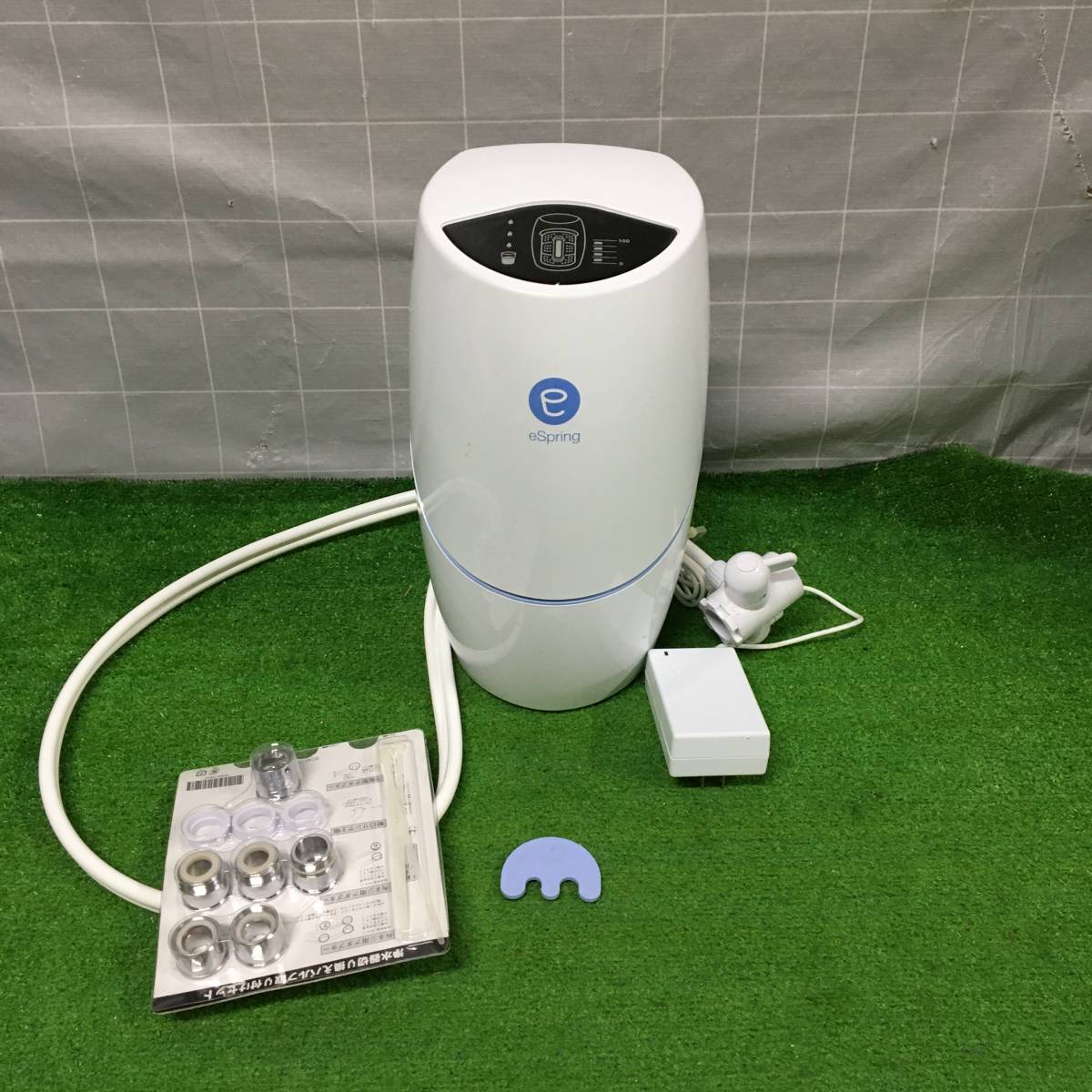 セール，限定セール Amway アムウェイ 100186 浄水器 据置型 eSpring キッチン用 水道 美味しい水 飲み水 飲料水 ミネラル 高性能 29-37(卓上型)｜売買されたオークション情報、yahooの商品情報をアーカイブ公開 - オーク 卓上型