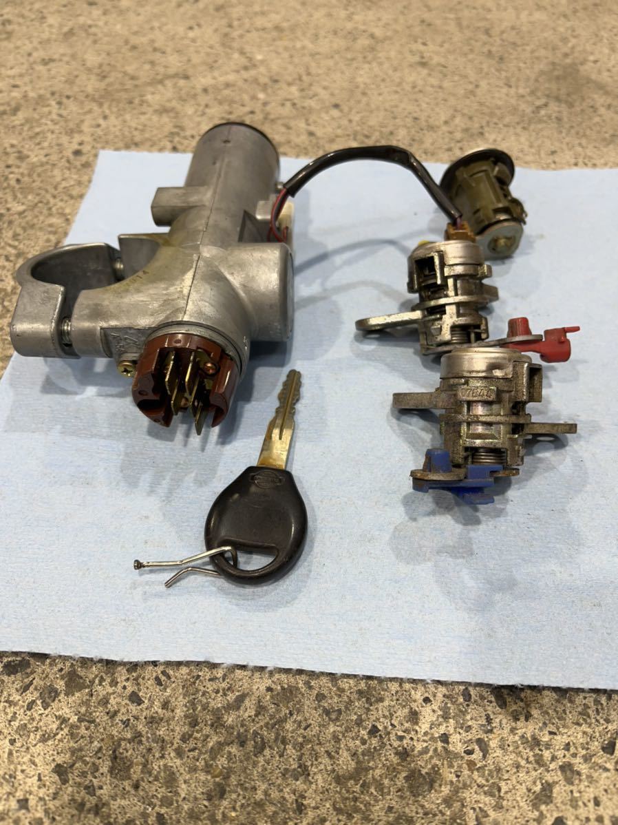S15シルビアスペックR キーシリンダー セット 希少品(日産用)｜売買