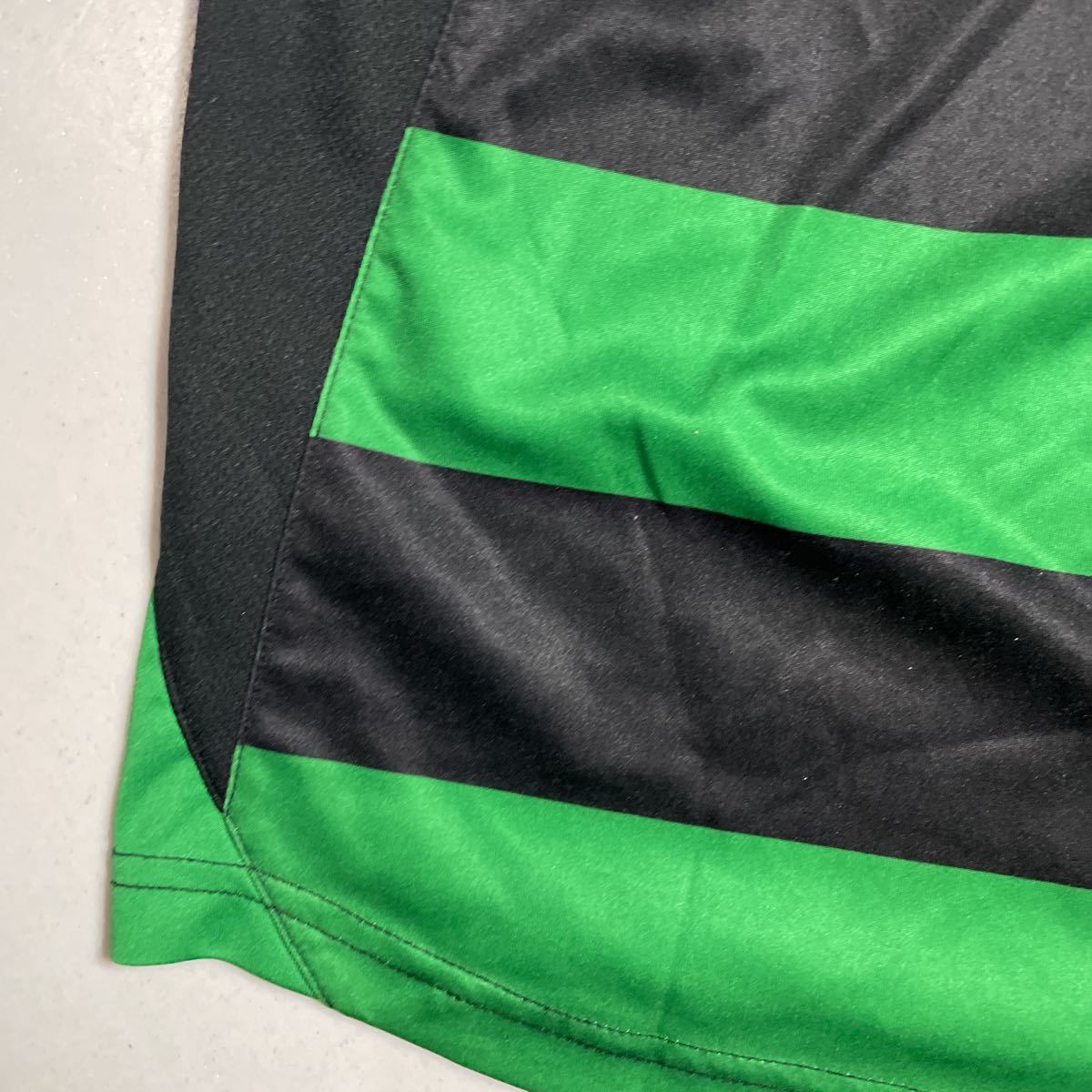 ブルームフォンテーン セルティックfc Bloemfontein Celtic Fc リーボック Reebok 黒 ブラック 緑 グリーン 40周年 ユニフォーム Mサイズ クラブチーム 売買されたオークション情報 Yahooの商品情報をアーカイブ公開 オークファン Aucfan Com