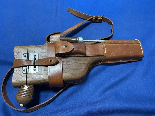 ドイツ軍 モーゼルM712 金属モデルガン 木製ストック ホルスター
