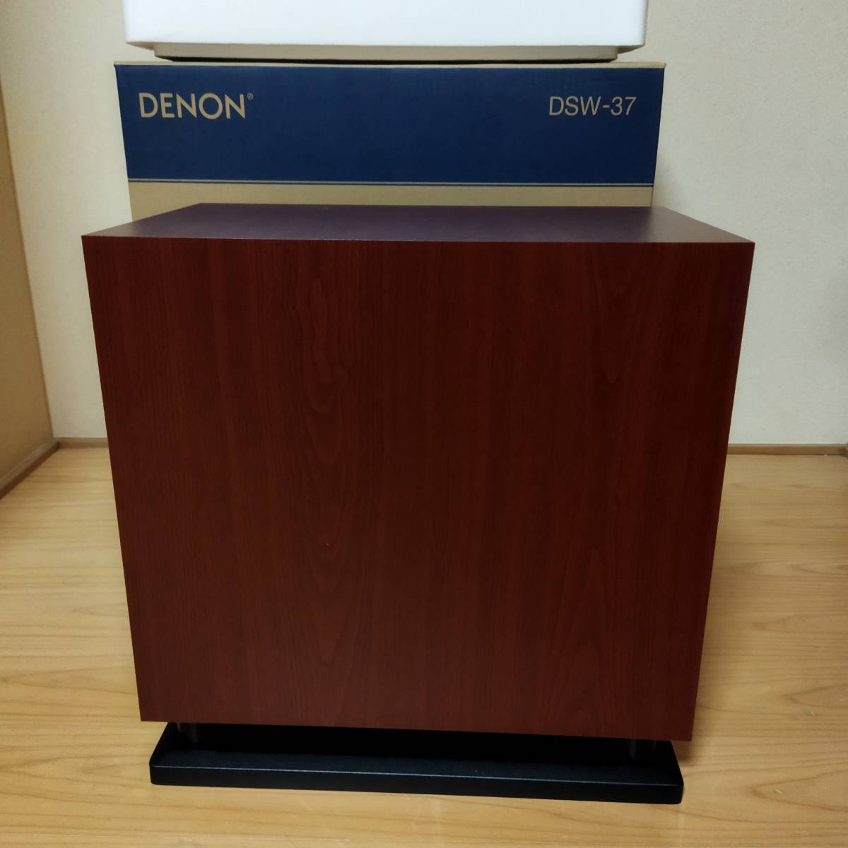 激安大特価,低価 ■新品同様品 2022/5/11~「3年保証加入済」※保証条件必読 デノン Denon DSW-37 (DSW-37M) 迫力の重低音 サブウーハー サブウーファー■