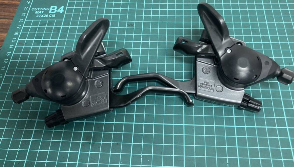 SHIMANO シマノ ブレーキレバー シフトレバー クラリス Claris ST 