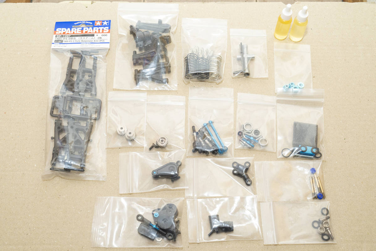 タミヤ: TT-02 TYPE-S （バラパーツ組立）（未走行）（TRFダンパー等 