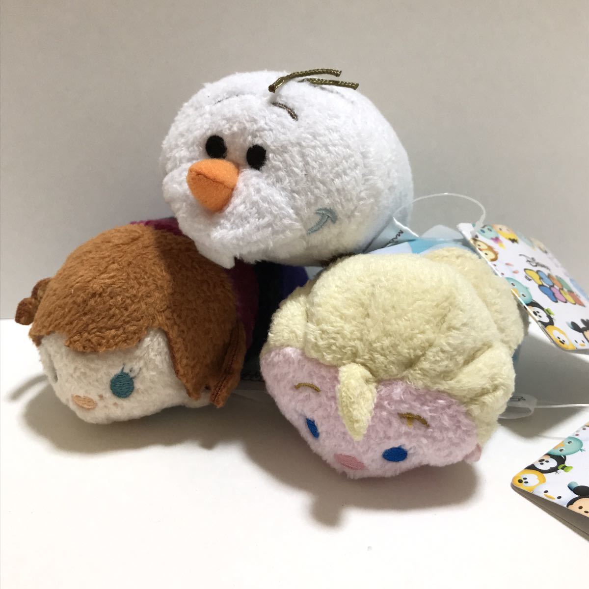 アナと雪の女王 ツムツム エルサ アナ オラフ ディズニーツムツム タグつき ディズニー 売買されたオークション情報 Yahooの商品情報をアーカイブ公開 オークファン Aucfan Com