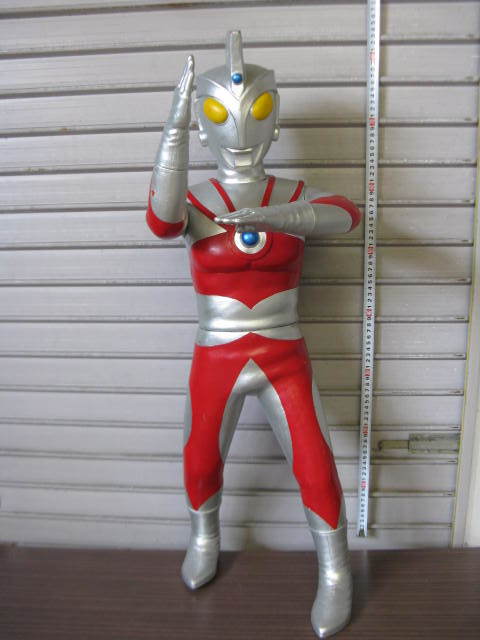 定番人気，お得 超激レア ウルトラマンエース 特大フィギュア 約８０ｃｍ(ウルトラマン)｜売買されたオークション情報、yahooの商品情報をアーカイブ公開 - オークファン ウルトラマン