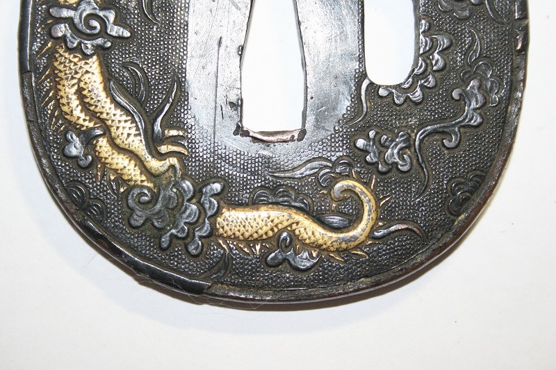逸品！時代物本歌銅地長丸鍔・高彫り雲龍図金象嵌入り・勇壮！ 【公式