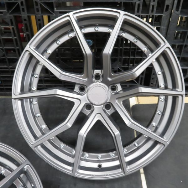 新品 未使用 MID R ミッドアール V5 2D 20インチ 8.5J +38 / 9.5