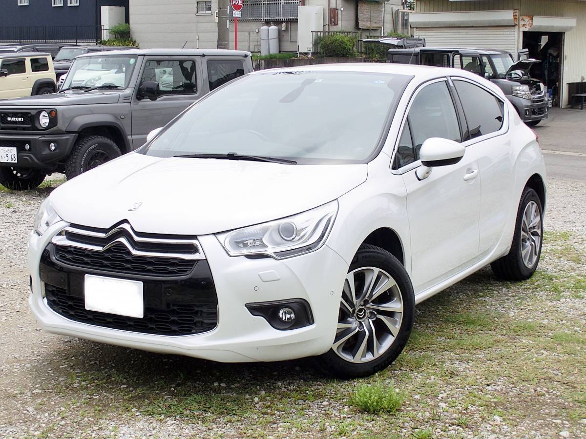 シトロエン - DS4 価格.com 2026年最新Yahoo!オークション 車検残ありの中古車一覧｜中古車検索 6ATモデル 試乗レポート／大谷達也(1&frasl;2)|徹底検証 「シトロエン」の中古車・新車一覧 試乗レポート／松田秀士(1&frasl;4)|徹底検証2011年新型 DS4（シトロエン）の中古車を探すカーセンサー DS4(シトロエン)車検費用｜車検の相場を知るなら楽天Car ＤＳ４（シトロエン）シック（2013年7月）｜カタログから中古車を探す DS4は、待望の6速ATを搭載して洗練度を 10年ひと昔の新車シトロエン webCG