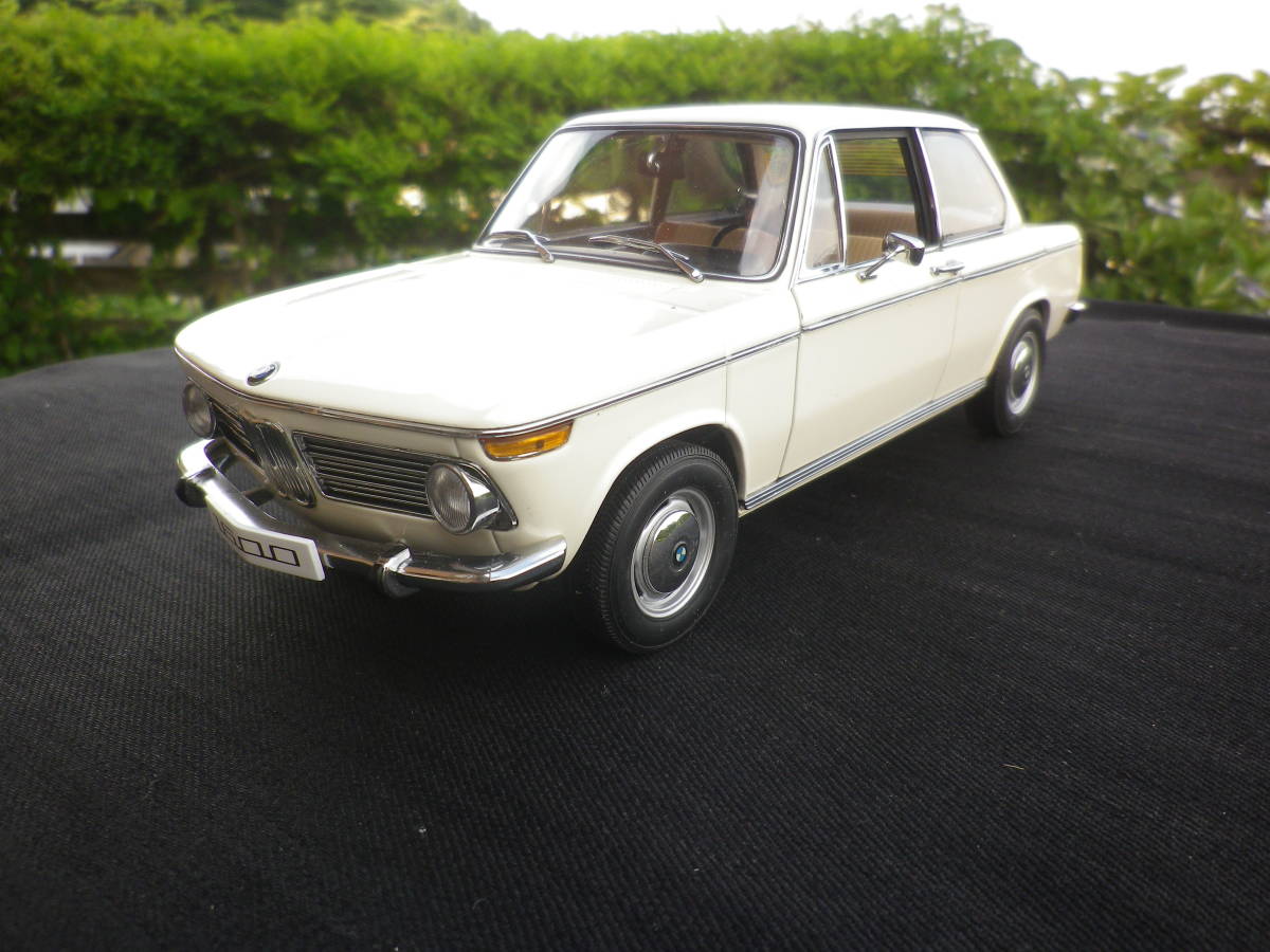 絶版！ Aa 1/18 BMW 1600-2 1602 1966 CHAMONIX WHITE 75021 オート 