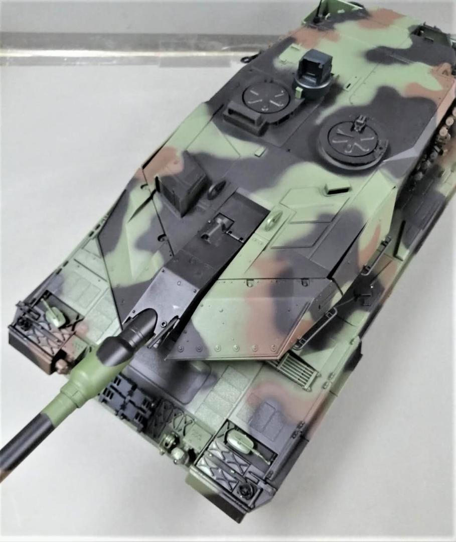 1/16サイズ戦車ラジコン　ドイツレオパルド　ヘンロン3889 楽天市場】☆7.0 ver☆ HengLong(ヘンロン)製 2.4GHz 1/16 戦車