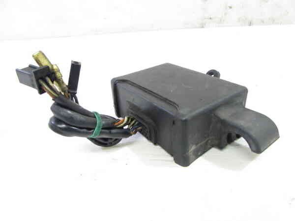 SUZUKI DR250S SJ41A CDI イグナイター 実動外し 交換 補修にも SUZUKI DR250S SJ41A CDI イグナイター 実動外し 交換 補修にも