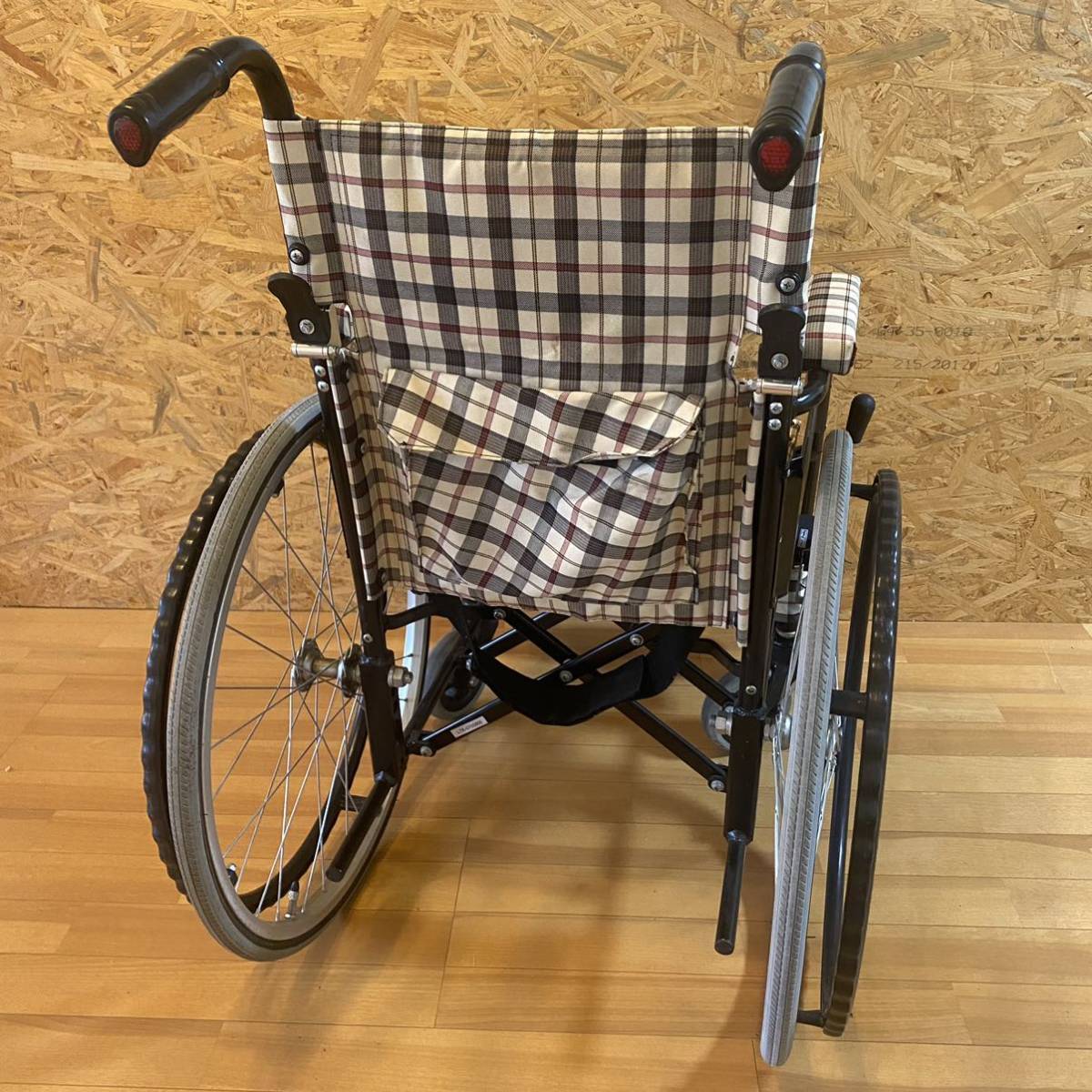 看護・介護用品 カワムラ 折り畳み式車椅子