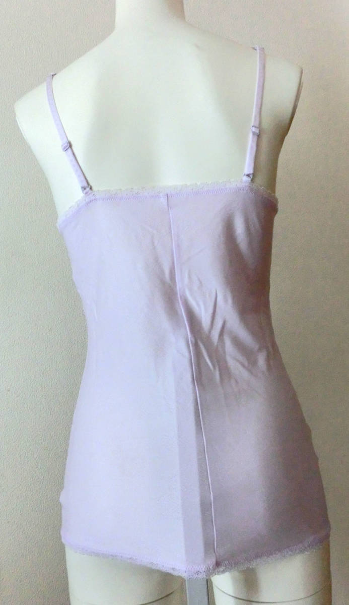 27 トリンプ 恋するランジェリー TR443 キャミソール スリップ L 淡い紫 高級キャミ インナー レース 86 94㎝ 可愛い系(L ...