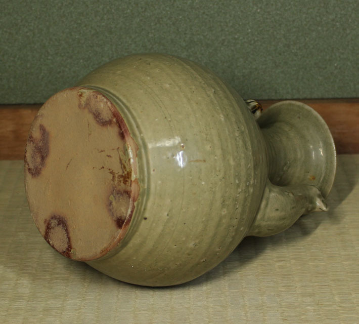 宋時代　越窑　鶏の置物 陶器製 インテリア　 陶磁器 古美術 骨董品 秘蔵品 越州窯飛青磁鶏耳花入・宋時代(宋)｜売買されたオークション