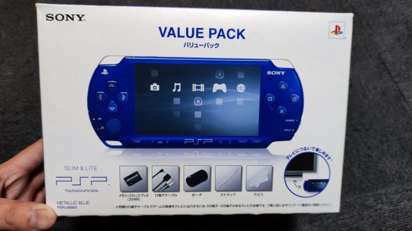 SONY バリューパック PSP-2000 本体 メタリックブルー ゲームソフト  