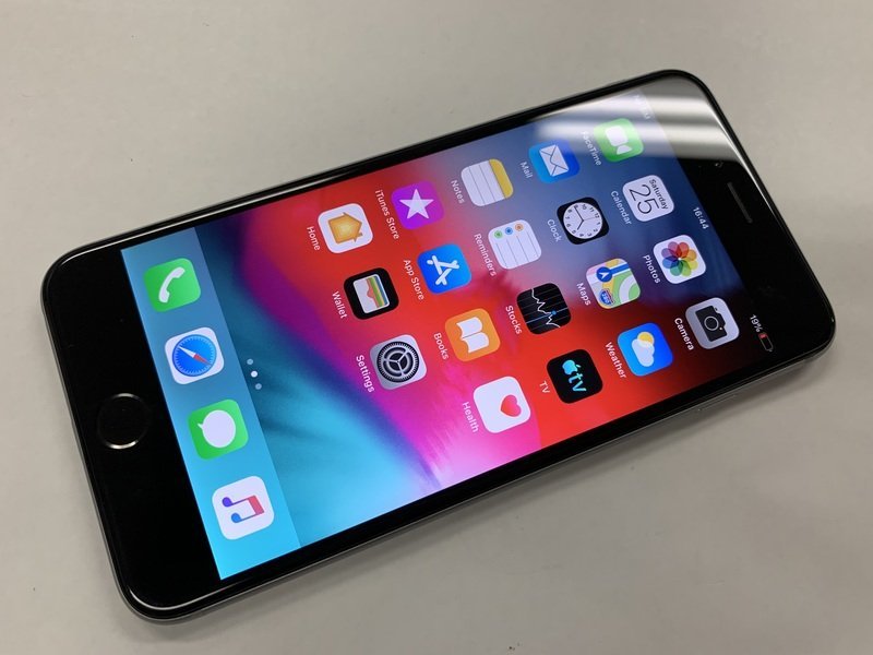 BS504 au iPhone6Plus スペースグレイ 128GB 判定○ au スペースグレイ