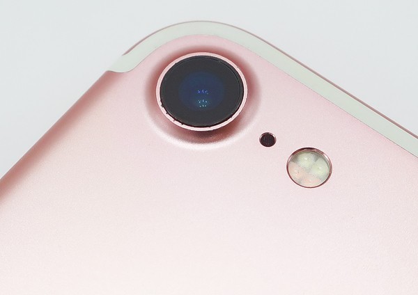 ◇【au/Apple】iPhone 7 32GB SIMロック解除済み MNCJ2J/A