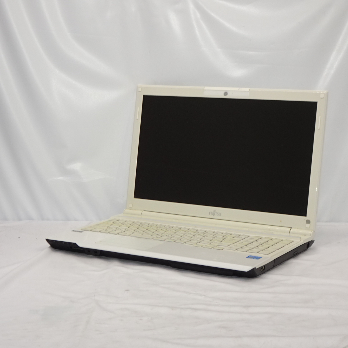 FUJITSU LIFEBOOK AH45/K Core i3-3120M 2.5GHz/4GB/750GB/Blu-ray/OSなし/動作未確認【栃木出荷】