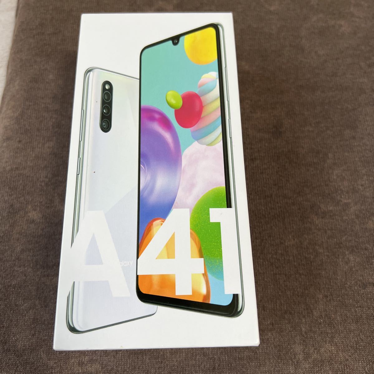 本物保証，セール GALAXY A41 ホワイト SCV48 simフリー 極 判定(Android)｜売買されたオークション情報、yahooの商品情報をアーカイブ公開 - オークファン Android