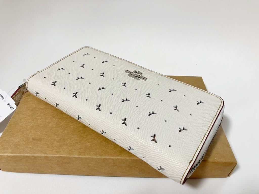 COACH コーチ 長財布 財布 ホワイト 白 蝶柄 新品 未使用 レディース