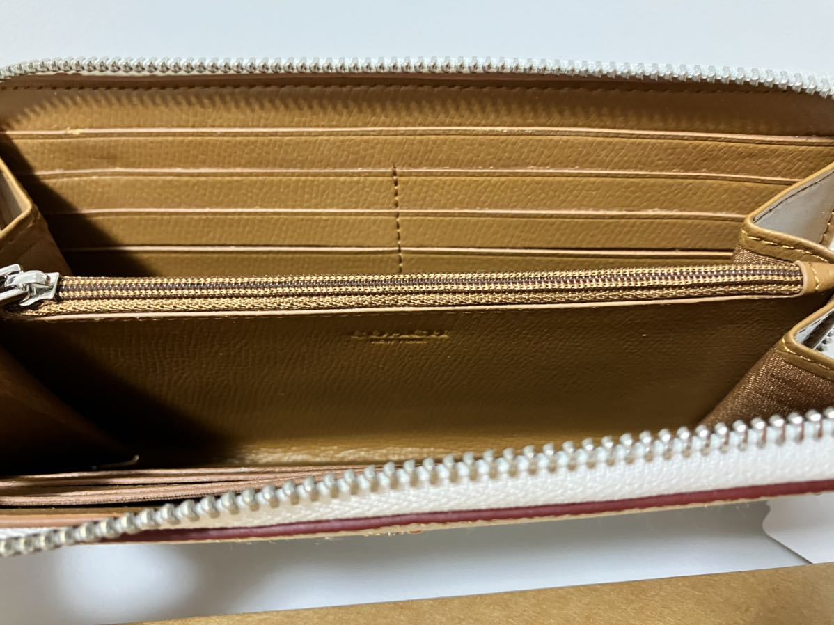 COACH コーチ 長財布 財布 ホワイト 白 蝶柄 新品 未使用 レディース
