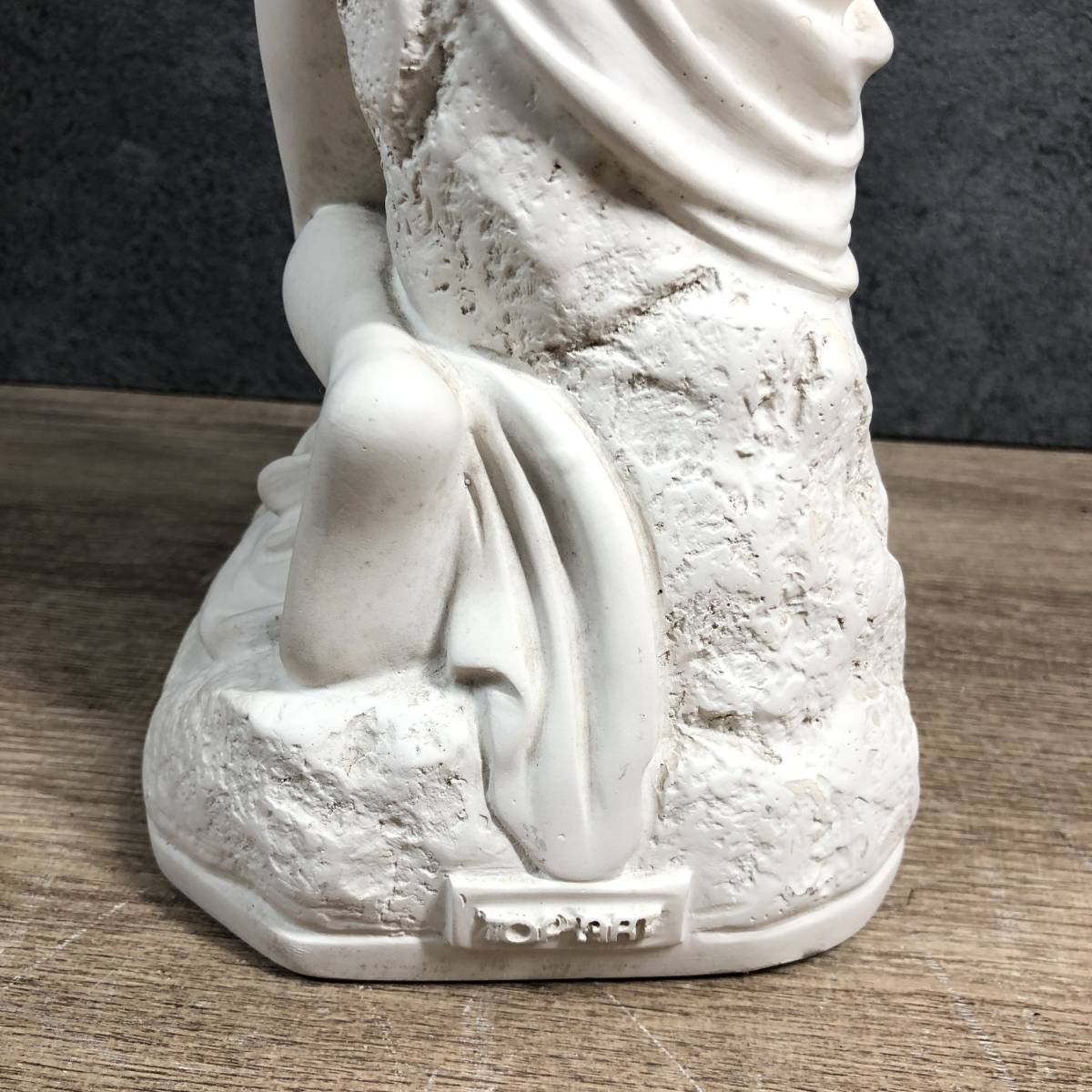 TOPART トップアート 西洋彫刻 女性 置物 座り 全長約39cm インテリア 
