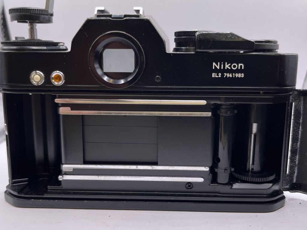 d*9様 Nikomat EL フィルムカメラ NIKKOR-S.C Auto ニコン ニコマート