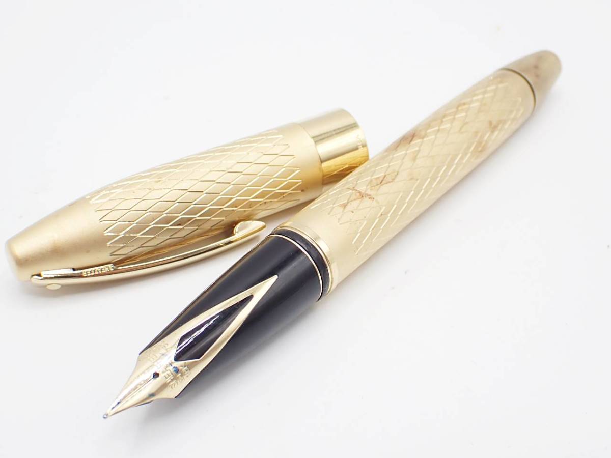 万年筆シェーファー コノソアール ゴールド750ペン先18K 750 ミディアム SHEAFFER 万年筆 18k / 750 万年筆シェーファー コノソアール ゴールド