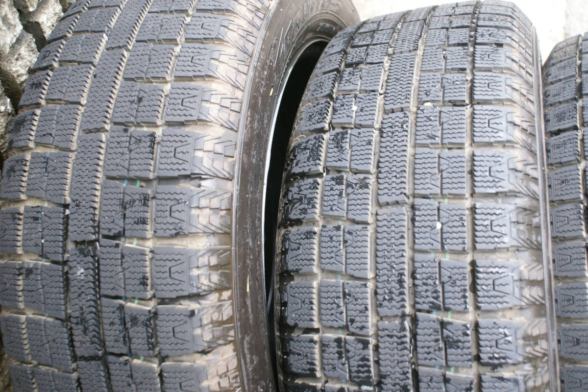 GARIT TOYO OBSERVE 205⁄60R16 トーヨー GIZ スタッドレスタイヤ G5 