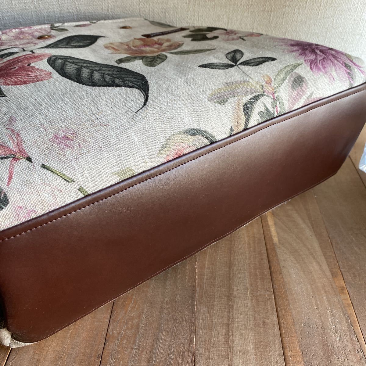 トートバッグ 公式通販 ハンドメイド 革 コットン リネン バッグ作りにおすすめの生地-リネン生地の通販｜生地の森 花 ポケット有 輸入生地 イタリア製 フリンジ 小柄 コットンリネン EARTH 和