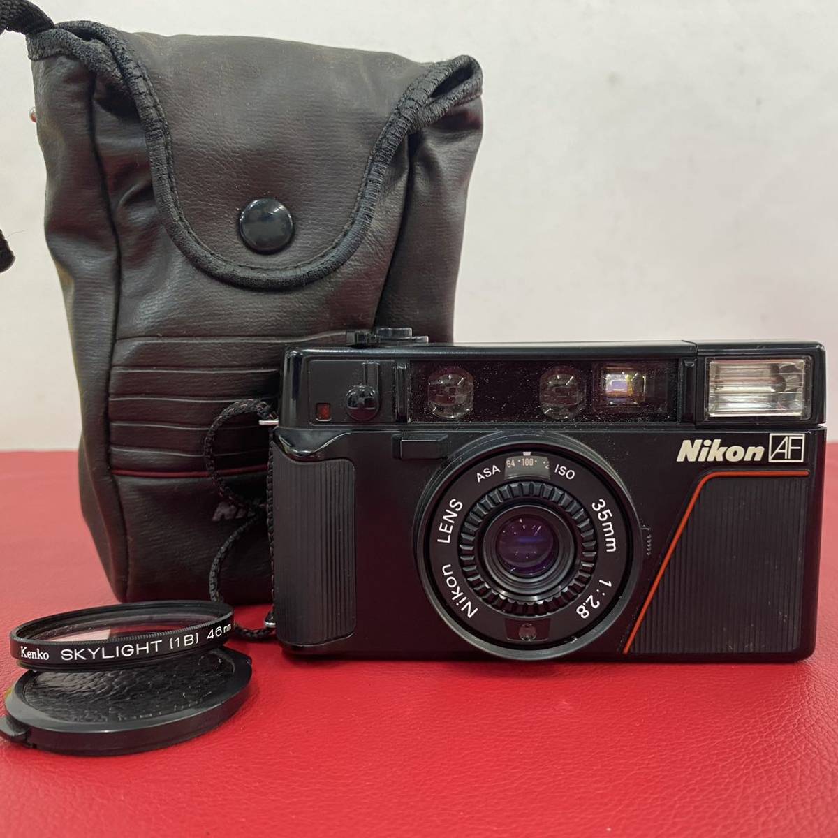 ◇A NIKON L35 AF F2.8 35mm コンパクトフィルムカメラ ケース付 動作 