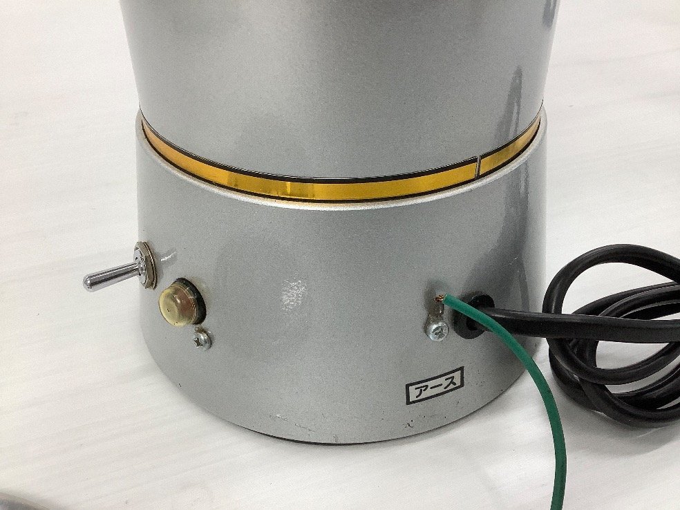 カリタ コーヒーミル カットミル 業務用コーヒーマシン ET-12N 動作確認済 実用未チェック ACBF 中古品 | カリタ コーヒー機器総合メーカーカリタKalita パオコーヒー ※メーカー直送業務用コーヒーミルカリタ・ニューカットコーヒーミル(袋はさみタイプ) ホワイトナイスカットG