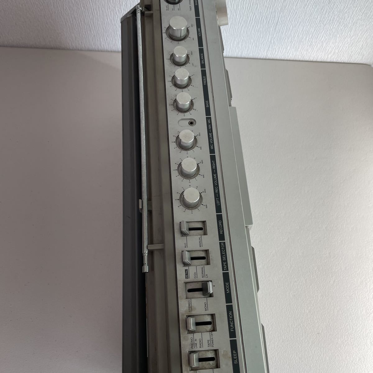 昭和レトロ 当時物 AIWA ステレオラジオ カセットレコーダー CS 85X